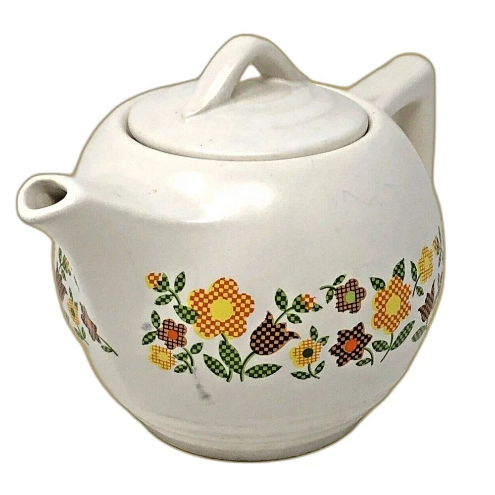 McCoy Pottery Teapot Vintage 70s Gingham Flowers Cottagecore Farmcore# 140 USA